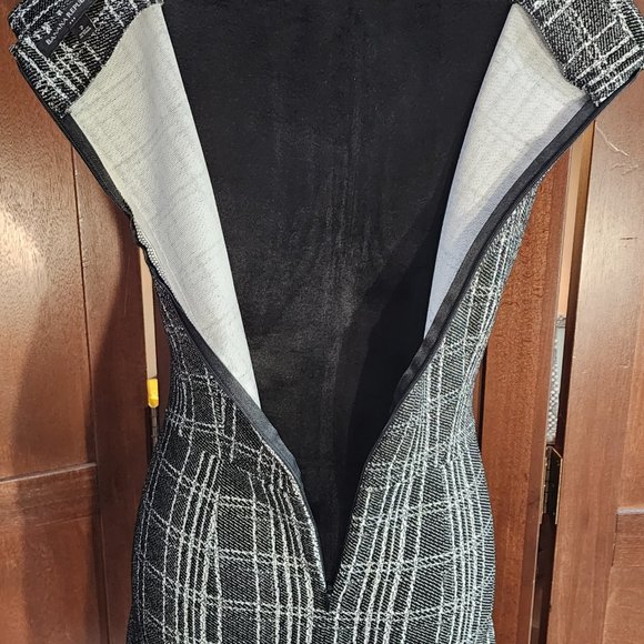 CUTE Banana Republic Fitted Plaid Sheath Mini Dress Size 2 - Picture 6 of 10